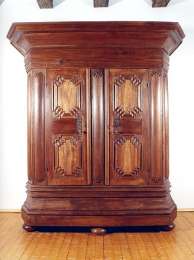 Barockschrank um 1700