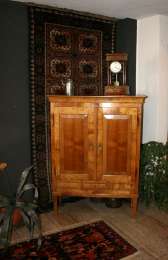 Dekoration März-April 2026