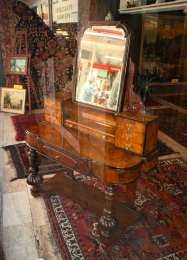 Dekoration März-April 2026